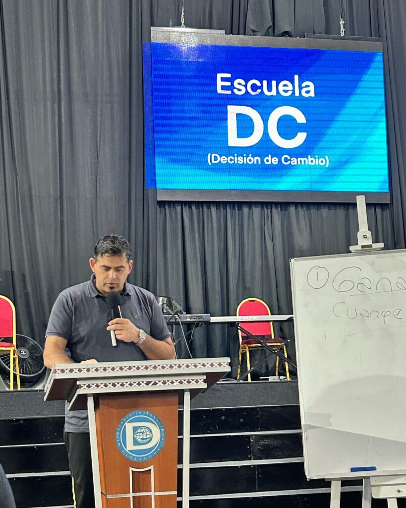 Escuela DC